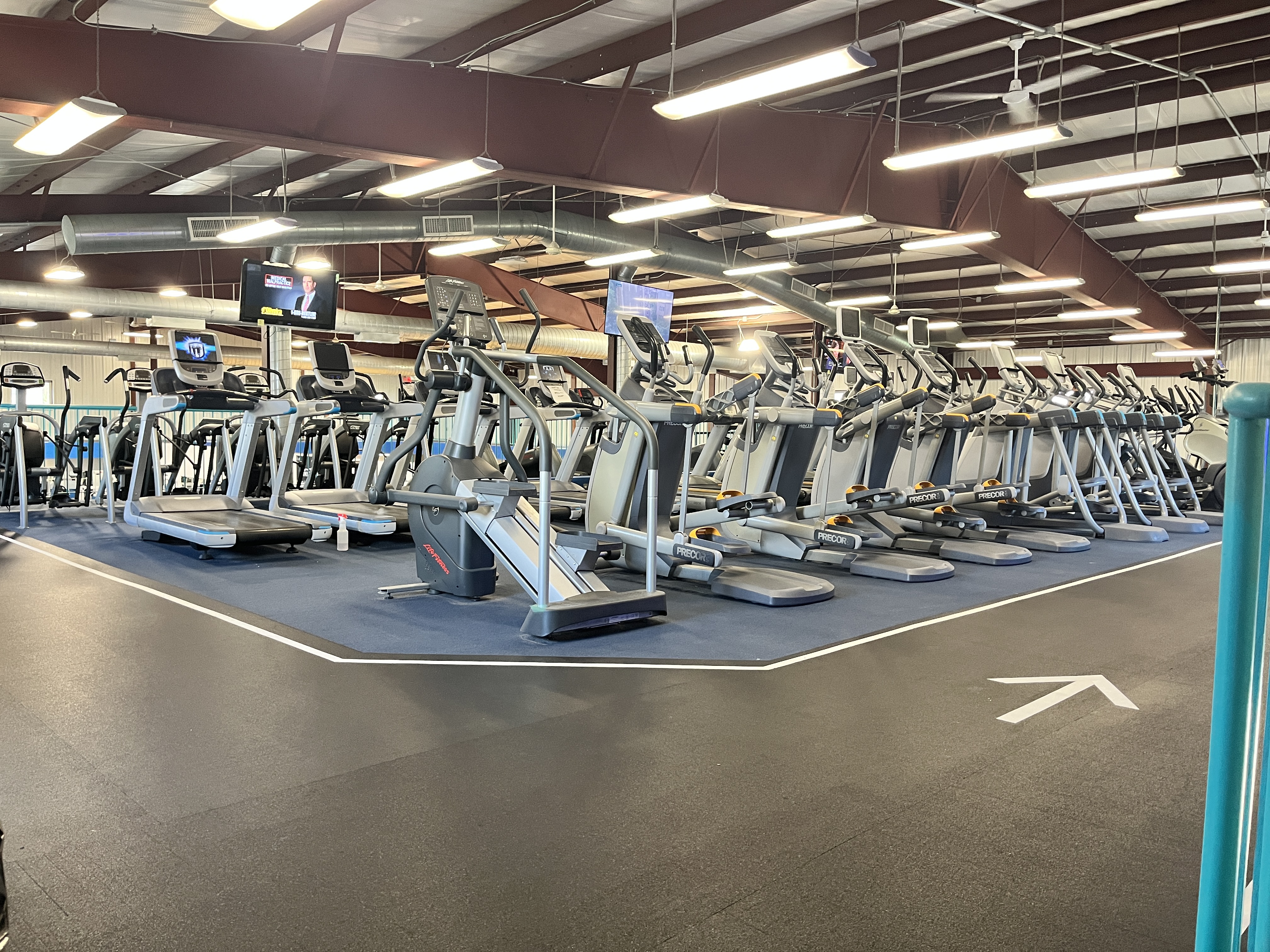 Upstairs cardio area with track